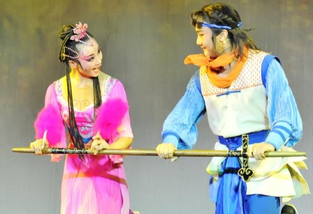 生活下列哪项是湖南花鼓戏的经典剧目 蚂蚁新村8月24日答案 1