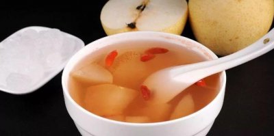 ​冰糖炖梨对缓解咳嗽有用吗 冰糖炖梨怎么做