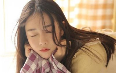 ​情侣分手要当面说吗？ 情侣分手该面对面说吗？