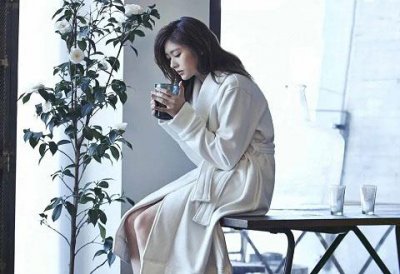 ​如何和傲娇高冷的女生聊天，怎么和高冷的女生相处