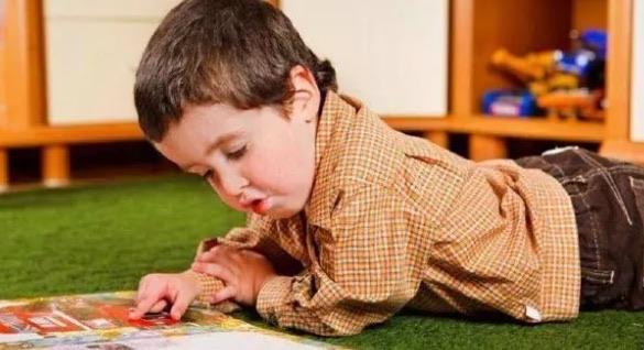 生活孩子发育迟缓的5大征兆 2