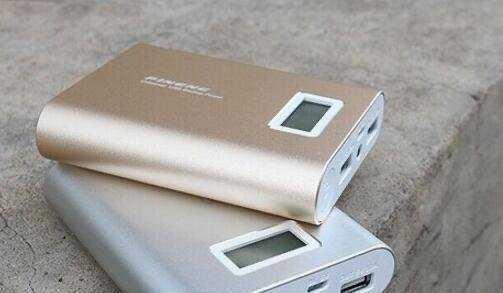 生活男子出门前闻到糊味回来家烧没了 充电宝如何使用才安全？  1