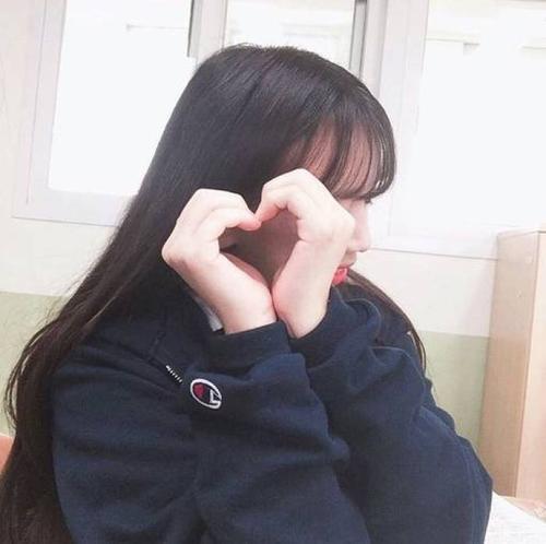 和女生怎么找话题聊天