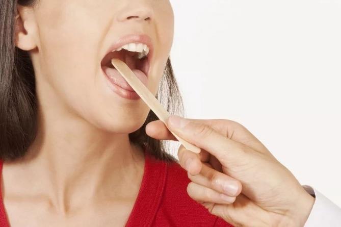 生活干燥综合征是什么疾病 干燥综合征有什么危害 2