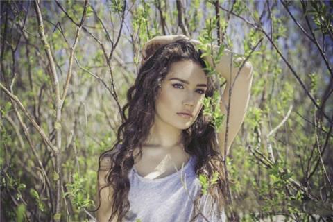 聊天第一句幽默技巧,和女生聊天开场白很重要