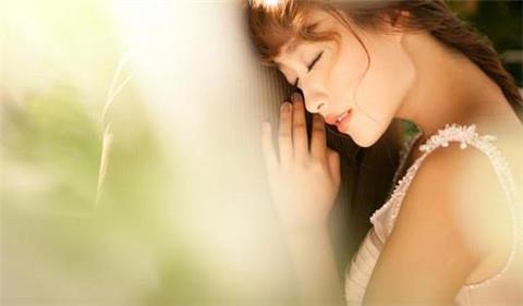 跪舔为什么不能追到女生