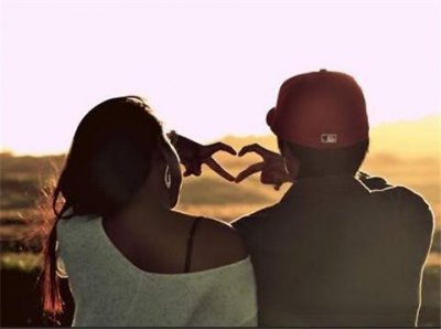 ​早安午安晚安的含义 女生主动这样说的潜台词别不懂