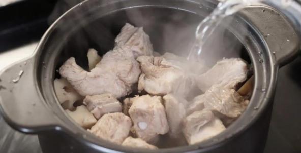 生活排骨汤有哪几种做法（排骨汤的做法大全）  2