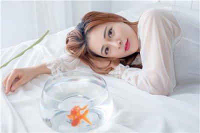 ​分手费要给吗？谈恋爱不是包养女朋友