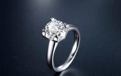 ​钻石逐渐被年轻人抛弃了吗 年轻人为什么不喜欢买钻戒了