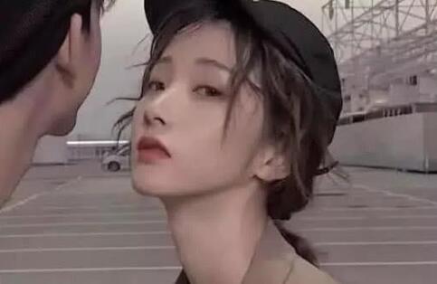 和女生约会聊什么话题能留下好印象1