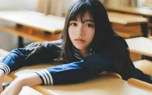 刚开始追女孩的句子三