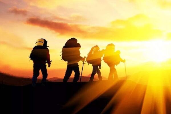 生活马斯洛需求的五个层次(生理需求、安全需求、社交需求等)  4