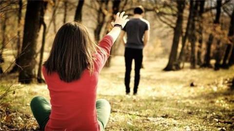 分手后怎样才能挽回对方