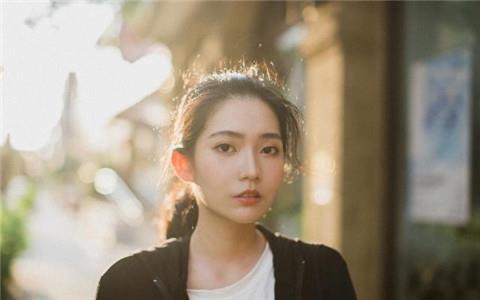 同性之间聊天什么程度算暧昧，同性谈恋爱聊什么