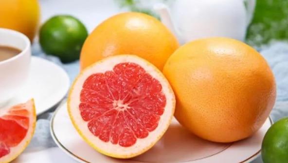生活适合减肥吃的水果排名（葡萄柚排榜上第一名）  1