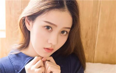 女友公主病太严重 三招就能让她心甘情愿的跪舔你