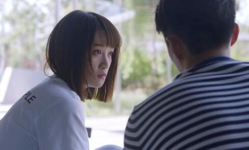 找一个比她漂亮的女友