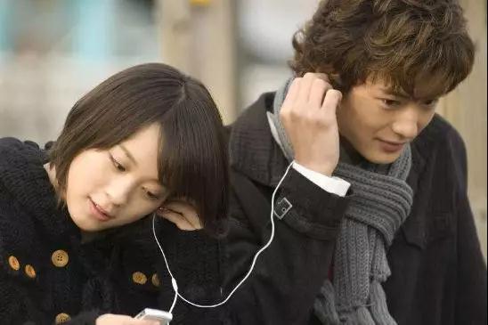 如何巧妙地拒绝女生的表白，不让她伤心