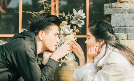 和妹子聊天聊什么话题？撩妹实战话题总结