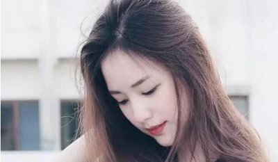 ​刚表白成功后不会聊天了怎么办？聊什么显得自然