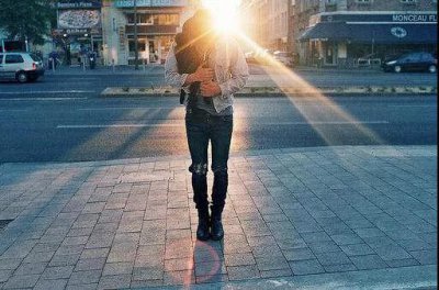 ​怎么和很久没联系的女生聊天？第一句话怎么说