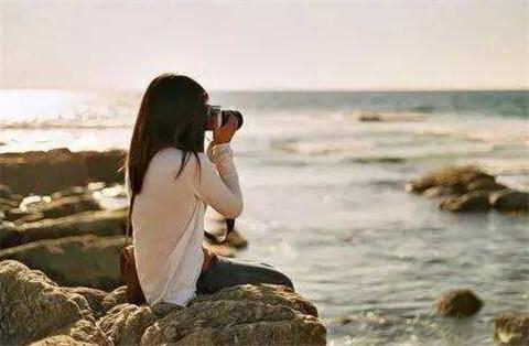 分手后忘不了怎么办? 分手后聪明的女人都这样做