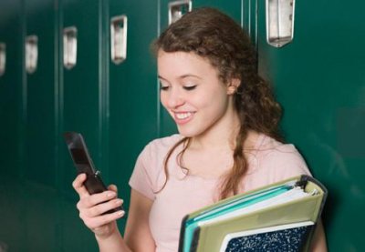 ​怎么和女生聊天逗她笑？让她觉得和你一起很舒服