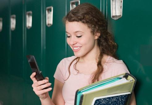 怎么和女生聊天逗她笑?让她觉得和你一起很舒服