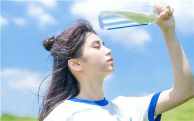 ​表白被拒绝了还要继续追吗？别轻易放弃