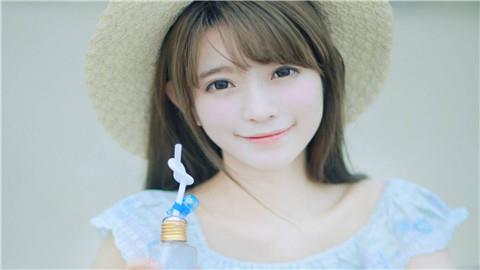 经常主动找你聊天