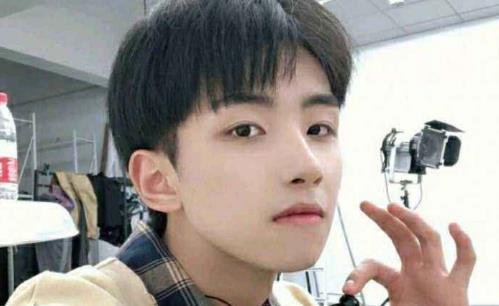 女生喜欢的男主长这样