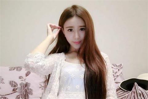 女生为什么接吻的时候喜欢咬男生舌头