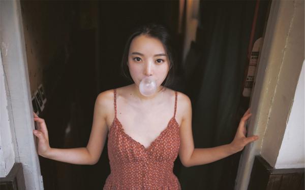 约女生一起去ktv能增进感情的游戏有什么