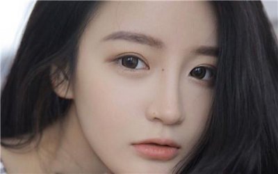 ​女生试探你的表现，一个女生这样对你就是在暗恋你