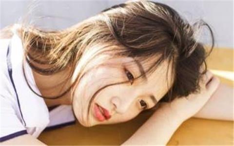 如何撩一个妹子撩到她心动