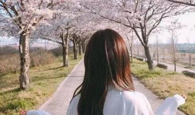 ​和女生怎样聊天才能让人有兴趣聊下去？