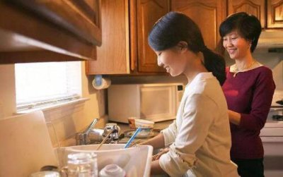 ​婆媳关系不好儿子怎样处理好？和谐生活需要理解