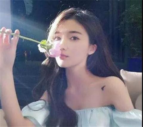 吵架后如何开导女友？