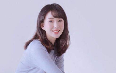 长的漂亮而高冷的女生都很难追吗