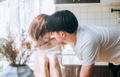 ​怎么挽回女朋友最有效？用正确的挽回策略+方法
