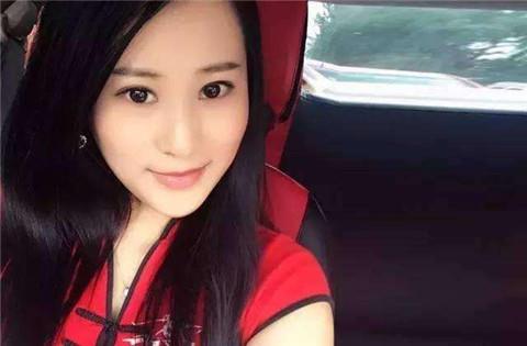 女友与父母争吵，应该怎么处理？