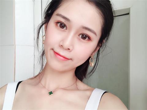 渣女对矜持的男生表现在哪