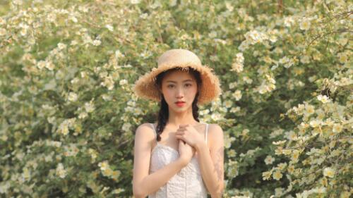 怎么跟女生聊天找话题聊天怎么找话题