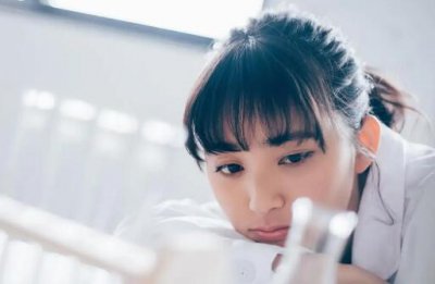 ​女生恋爱脑的几个时期，抓住机会升级关系