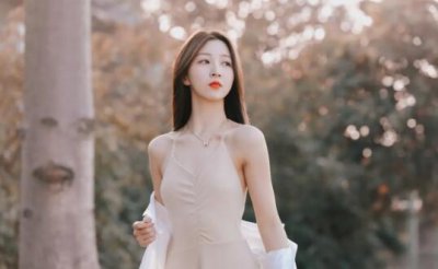 ​比较高冷的女生怎么追？先以朋友的姿态接触
