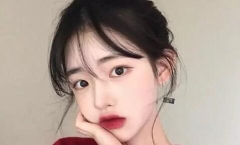 女生问我是不是就是想睡她机智回答