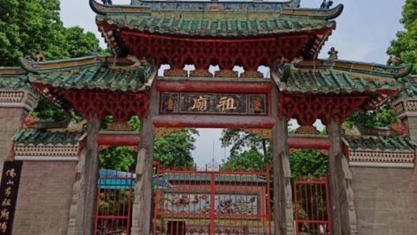 旅游广东十大地标性建筑（广州塔排行榜上第一名）  4