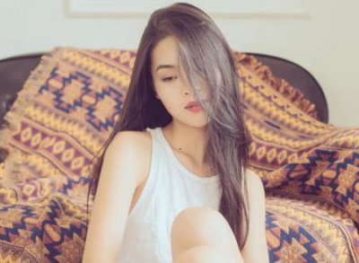 ​脖子上有痣的女人痣相