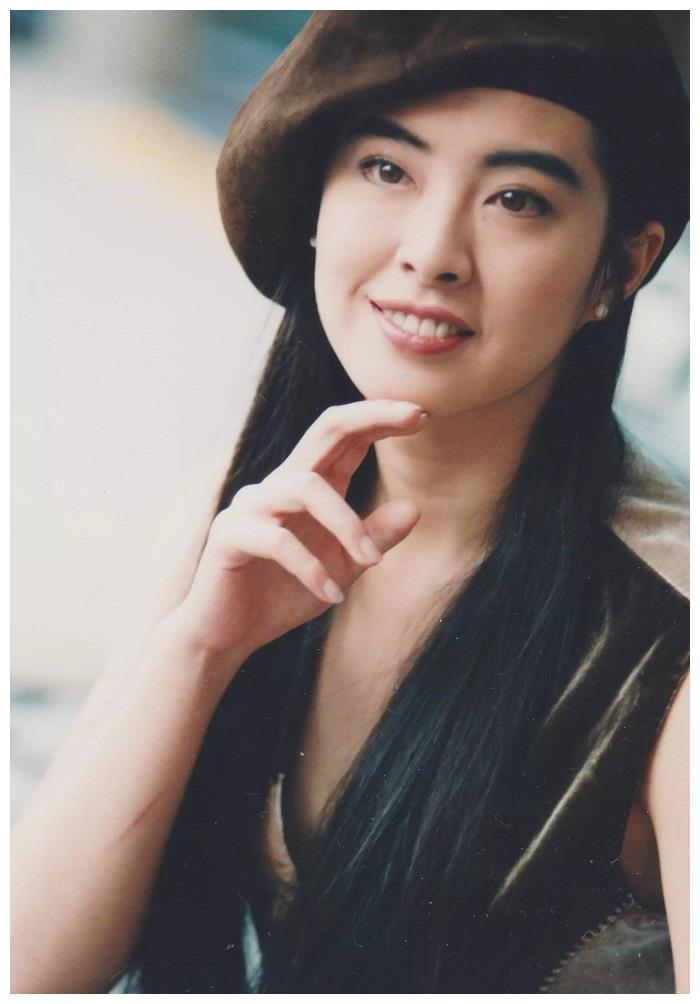女神王祖贤年轻时最美的6张照片，她的美让人窒息！